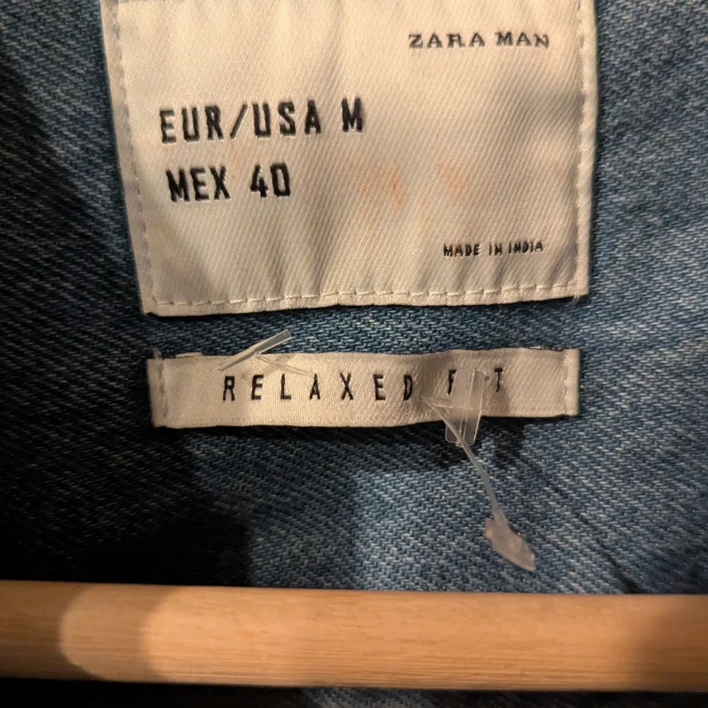 ZARA MAN Painted Denim Jean Jacket Medium Unisex - Picture 3 of 10